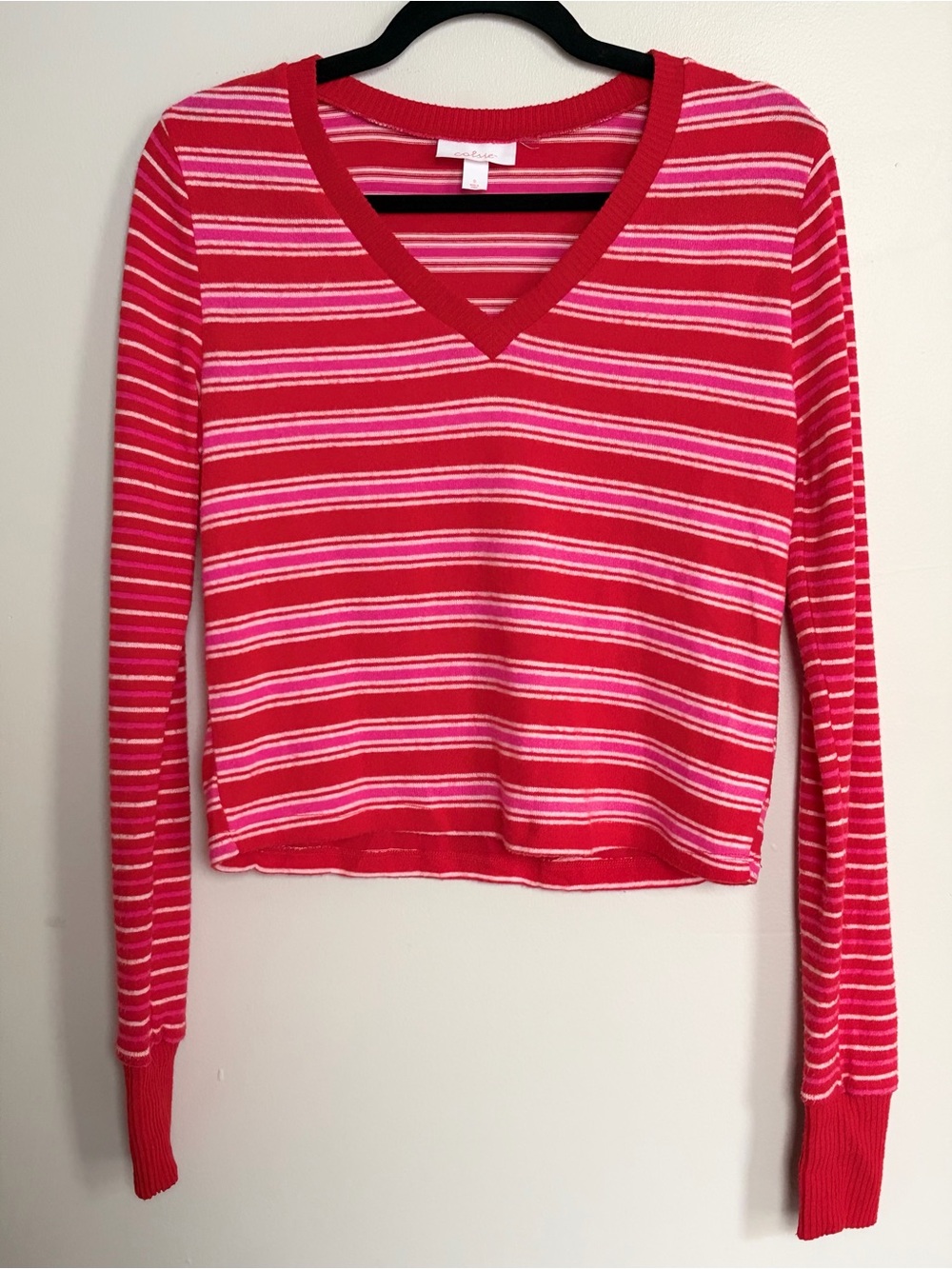 Colsie Red and Pink Striped V-Neck Long Sleeve Top - S